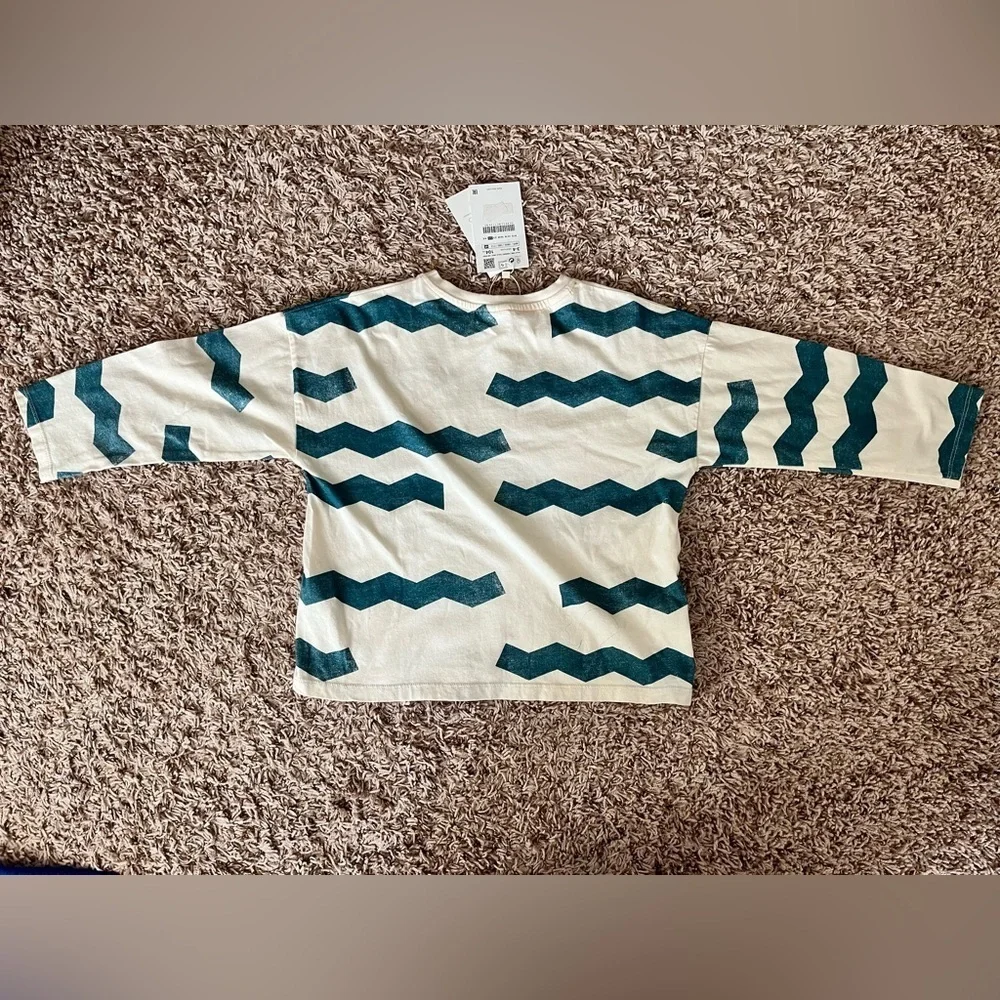 Zara Graphic tee Rise and Enjoy